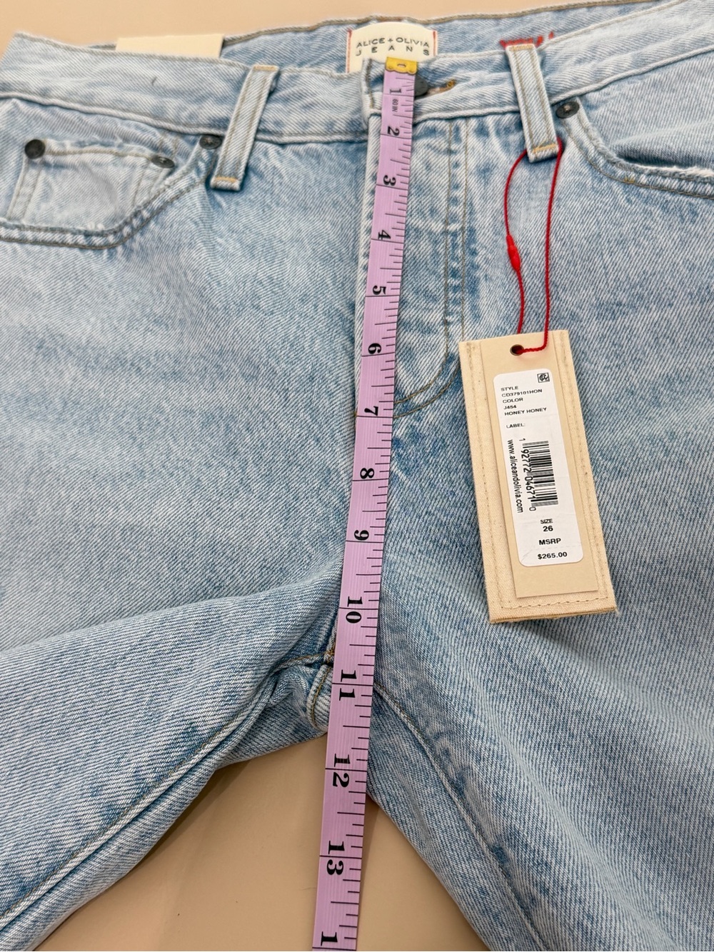 Alice + Olivia Amazing High Rise Boyfriend Distressed Straight Leg Jeans Size 26 - Picture 7 of 14